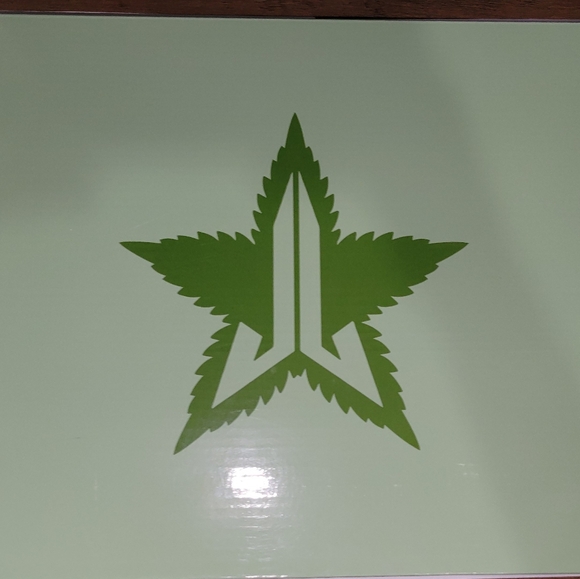 NEW Rare JEFFREE STAR Cosmetics Green - Picture 4 of 6